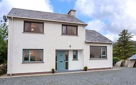 Hillview Holiday Home